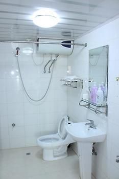 Tangfeng Art Hotel Shenyang North Railway Station 外观 照片